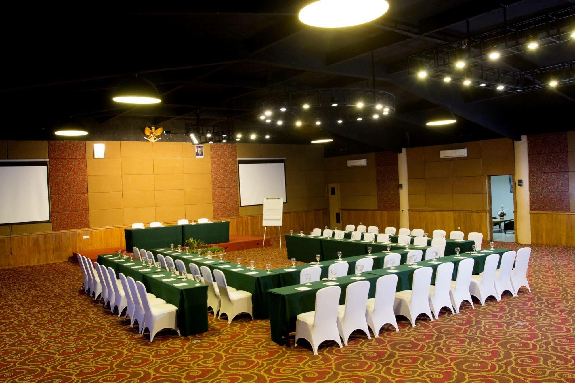 Gowongan Inn Yogyakarta Exterior foto
